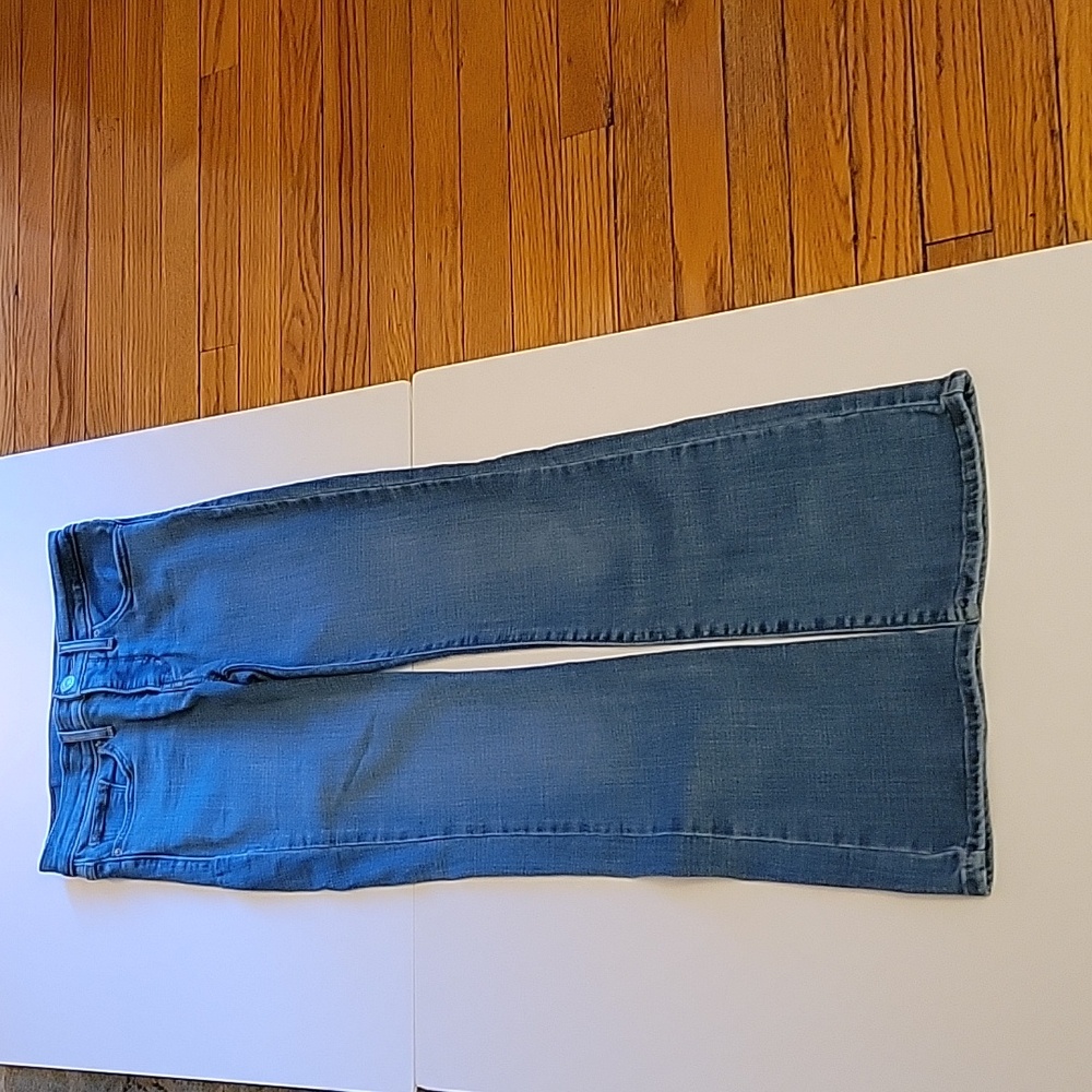 Levi 315 Shaping Bootcut Jeans